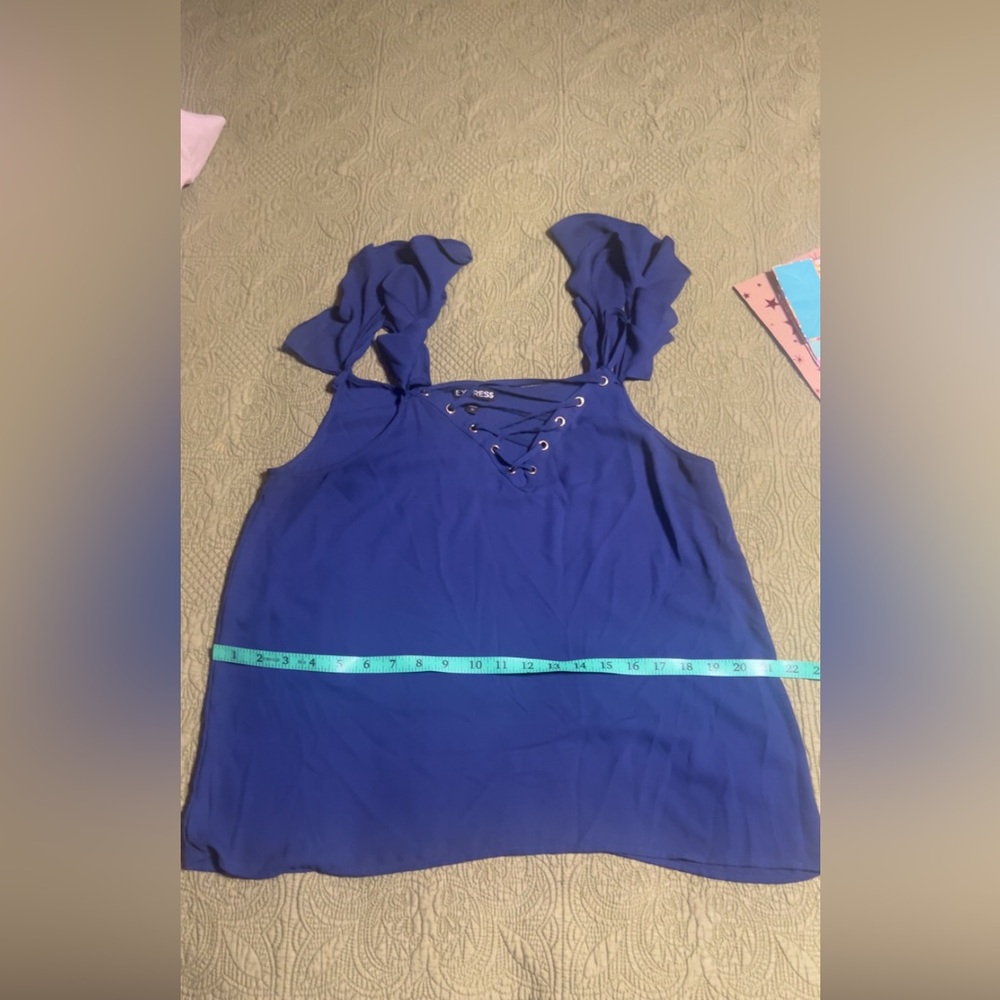 Express blouse Cold Shoulder Ruffle Trim Spring Shirt. - Picture 7 of 8